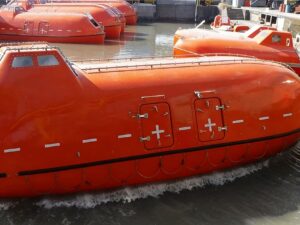 130 Persons of 10.28m ABS approval Fire-proof F.R.P Totally Enclosed Lifeboat