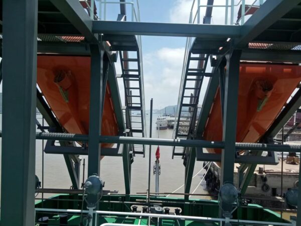 55KN FREE FALL LIFEBOAT LAUNCHING APPLIANCE FOR TRAINNING