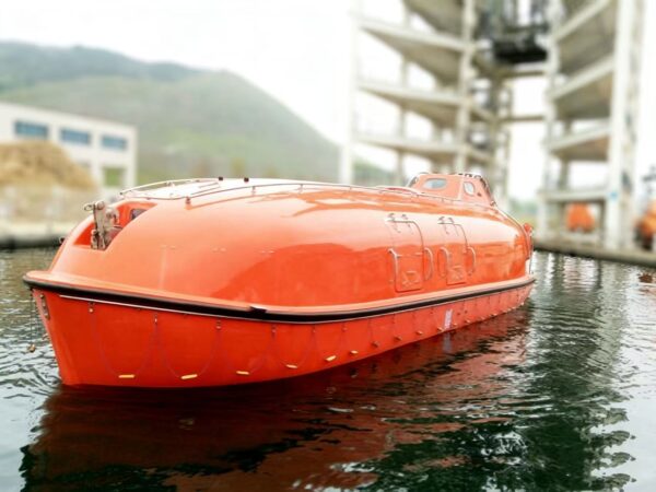 8.8M Partially Enclosed lifeboat With RS Approval