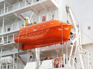 36 Persons of 6.5m ABS approval Fire-proof F.R.P Totally Enclosed Lifeboat
