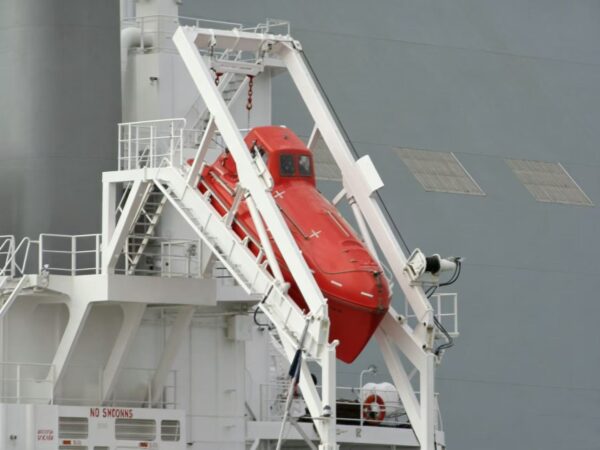 4.9 FRP Free Fall Lifeboat For Trainning