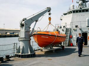 ABS Approval 50KN Manual Slewing Liferaft Davit