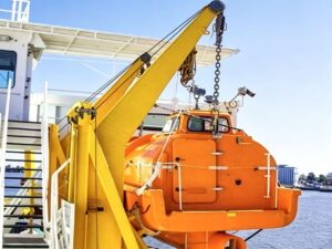 220KN Hydraulic Luffing Arm Type davit