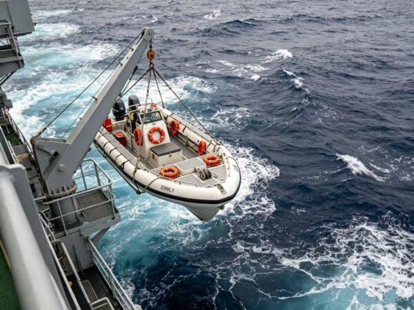 ABS And EC Approval A Frame Hydraulic Fast Rescue Boat Davit
